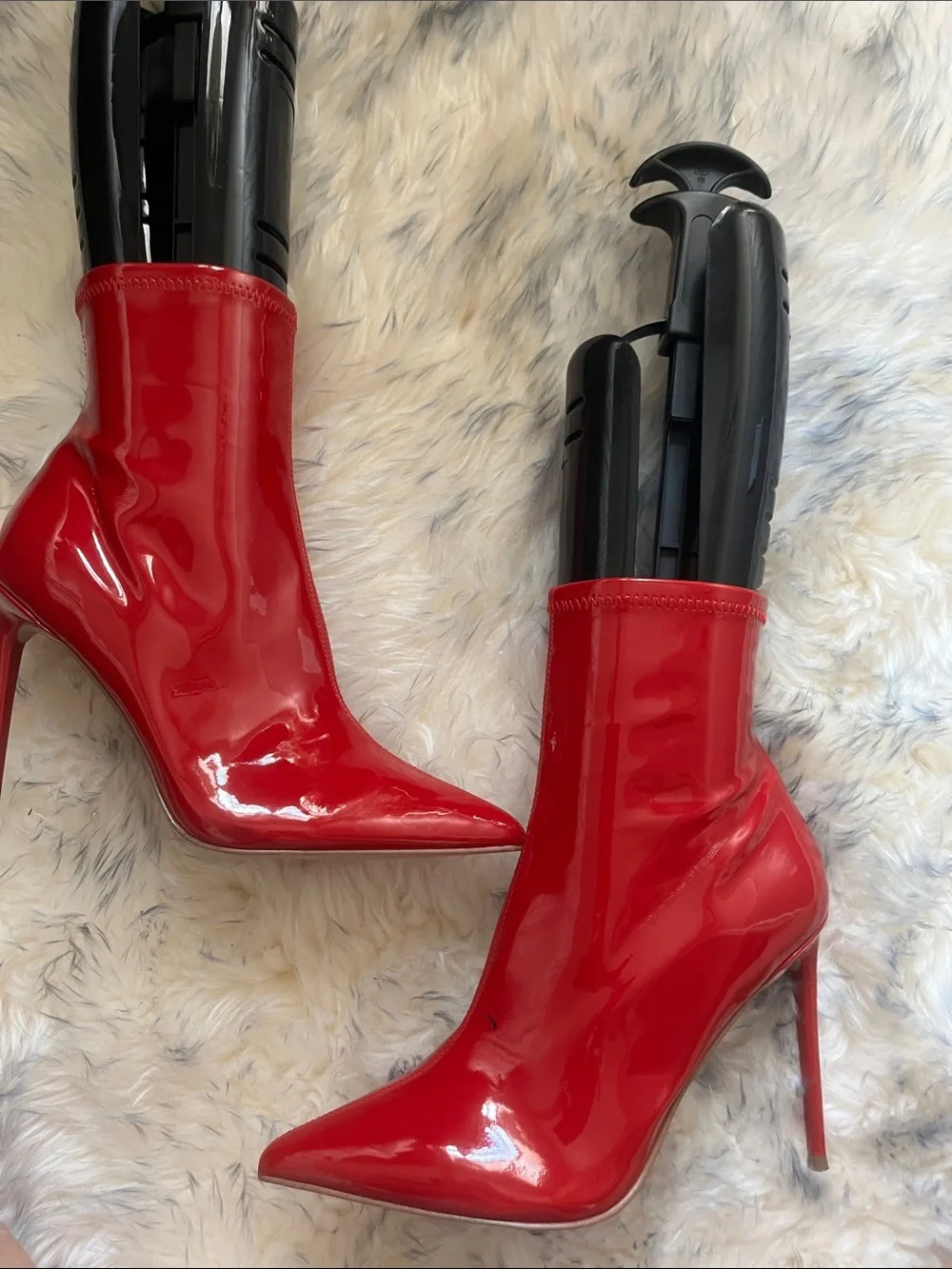Steve Madden bold red