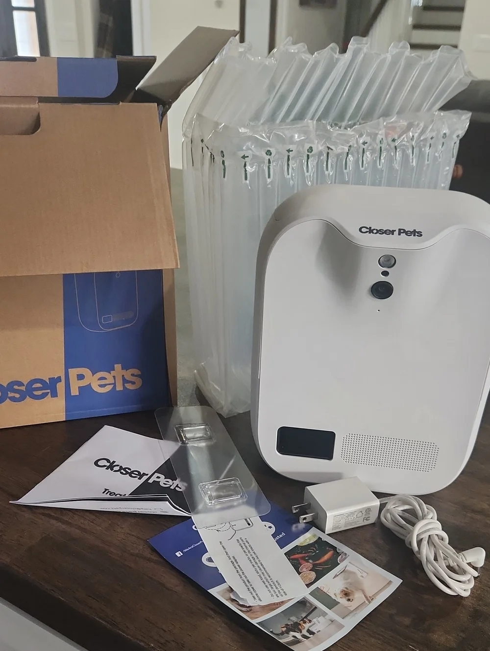 Closer Pets Smart Pet Feeder Camera - White