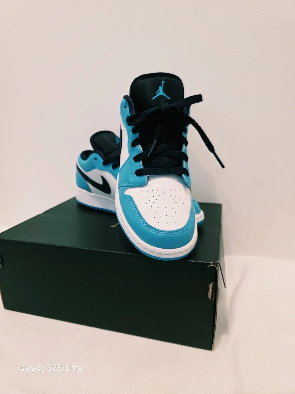 Nike low top
