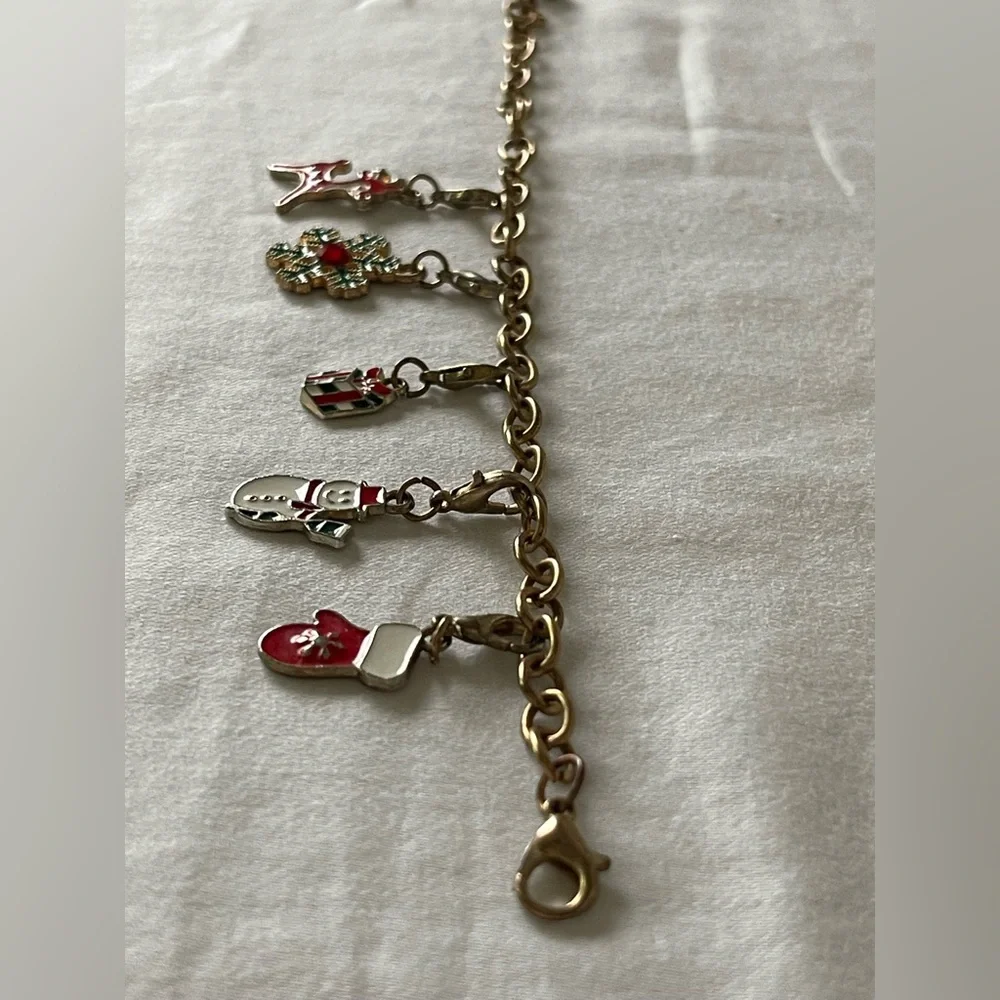 Vintage Christmas charm bracelet, gold tone, removable, charms