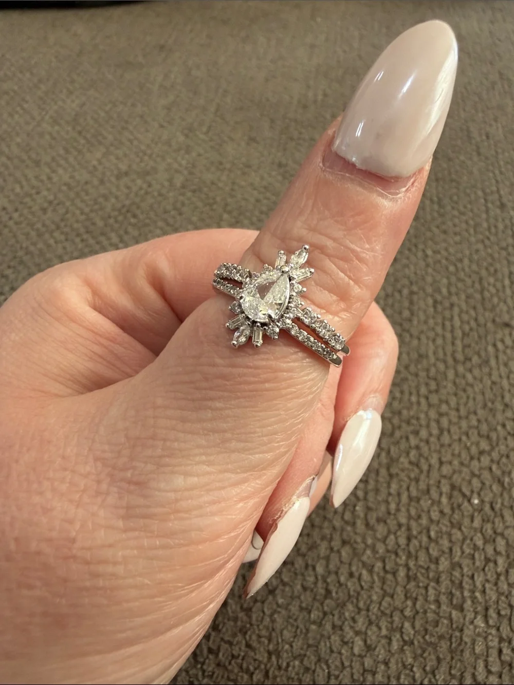 Bomb Party diamond cubic