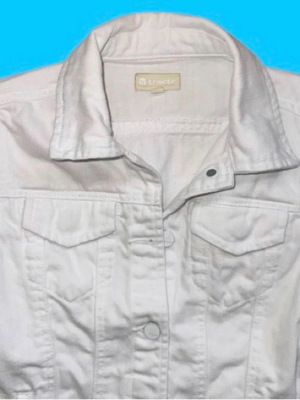 Tractr designer white