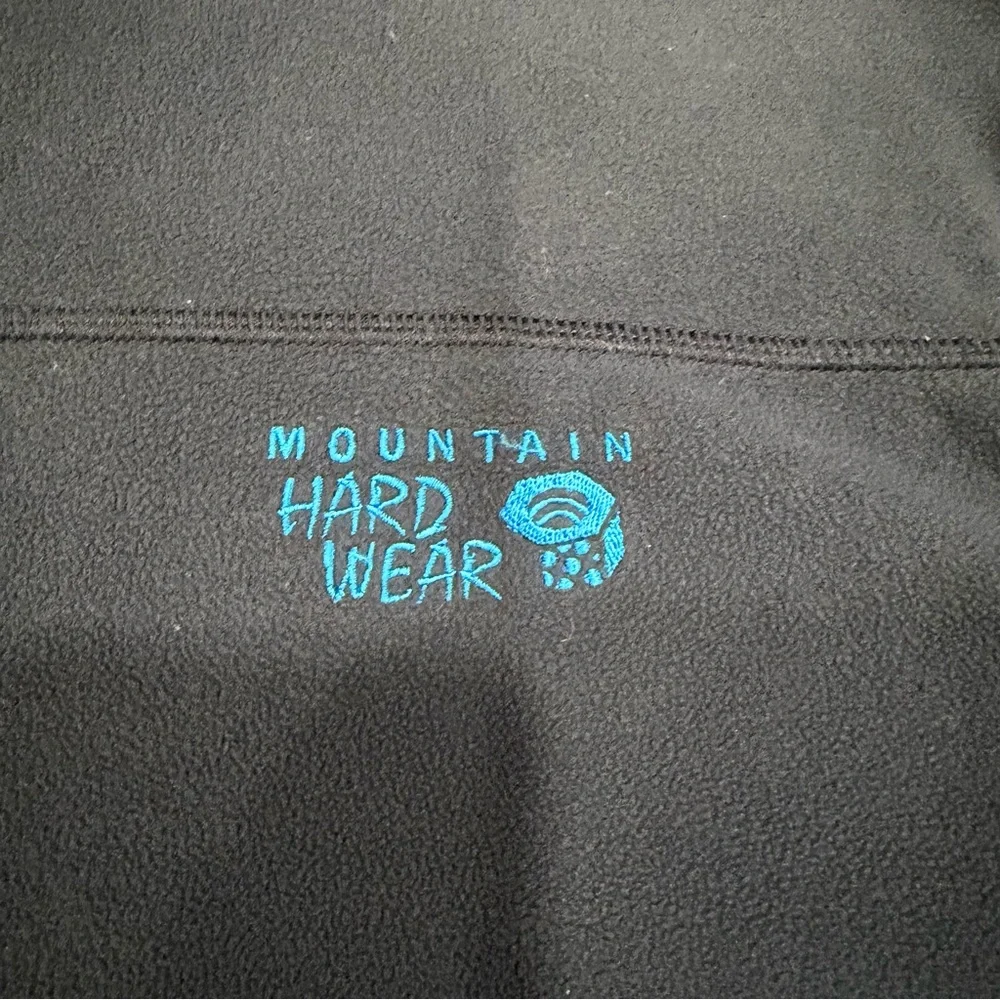 Mountain Hardwear soft blue