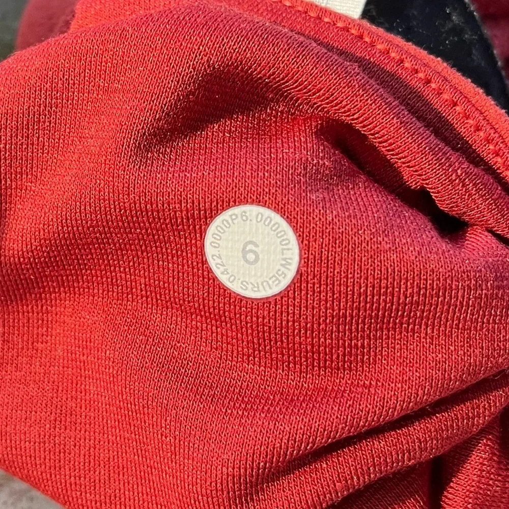 lululemon athletica lululemon 25