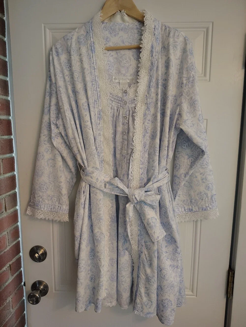 Eileen West 100% Cotton Lawn Nightgown & Robe Set Small Blue Floral Lace 2pc
