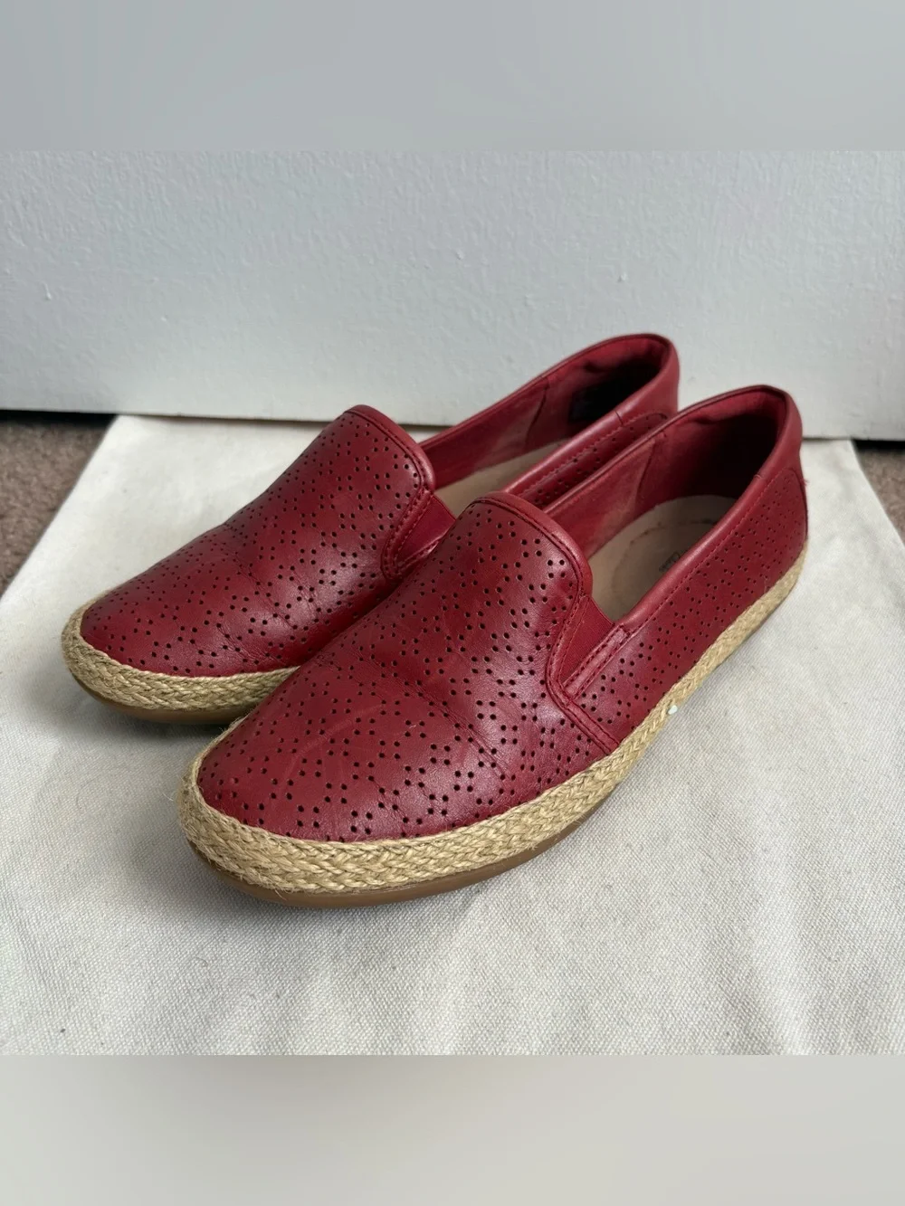 Clarks Collection Danelly Molly Women's Red Leather  Perforated Espadrille US 7