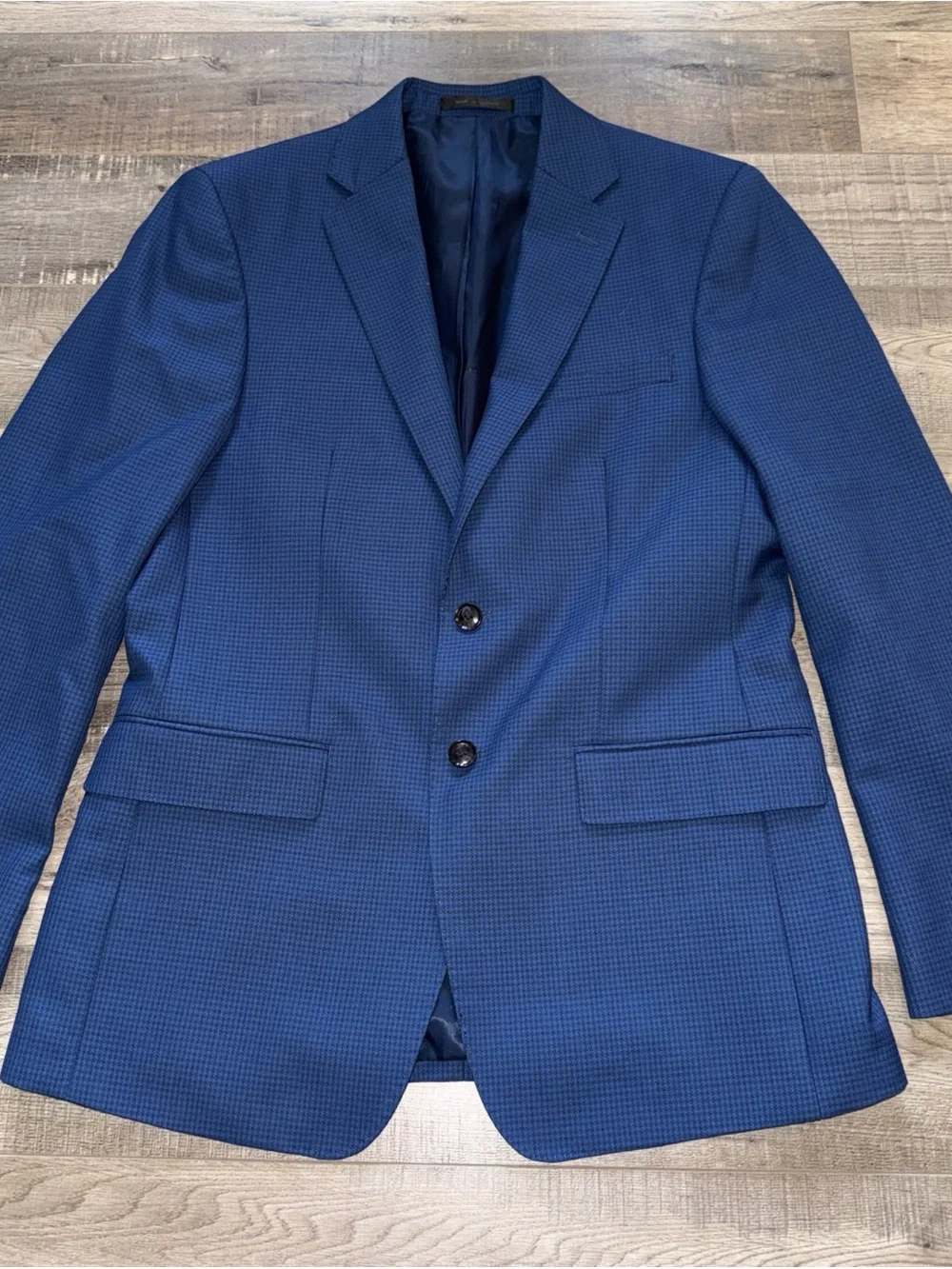 Calvin Klein slim fit Men's Blue Two-Button Blazer size 40R
