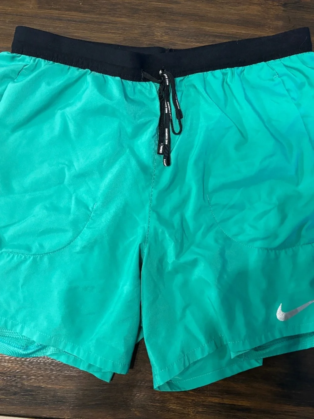 Nike Dri Fit 2in1 shorts green size M