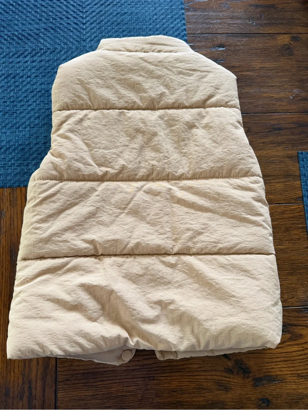 Jessica Simpson sleeveless quilted