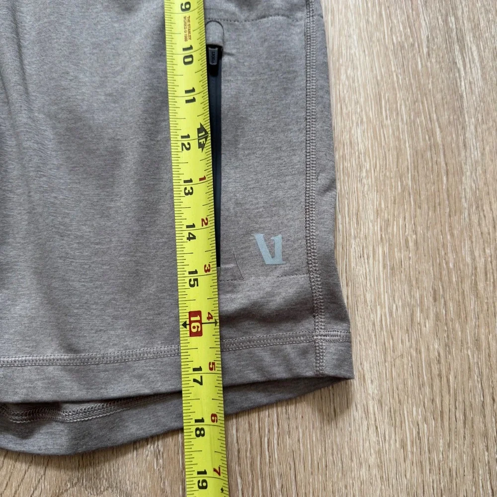 Vuori drawstring adjustable or