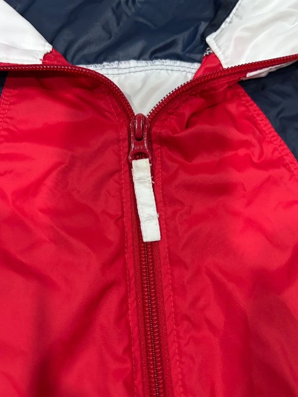 Columbia Sportswear Company columbia windbreaker