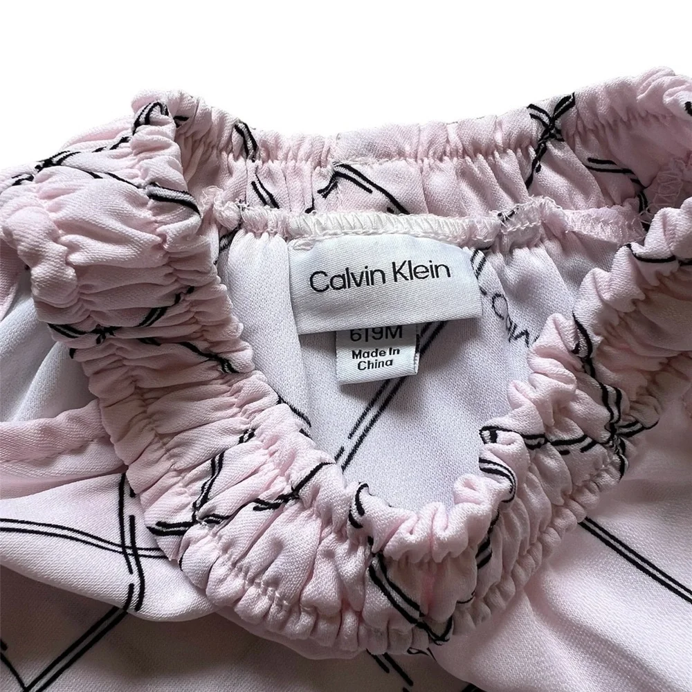 Calvin Klein 100% polyester