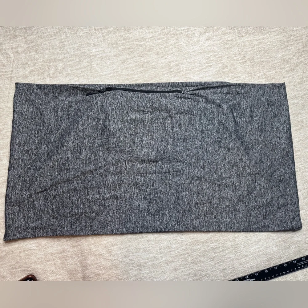 Athletic Infinity Scarf Zip Pocket Keys Money Gray running yoga workout