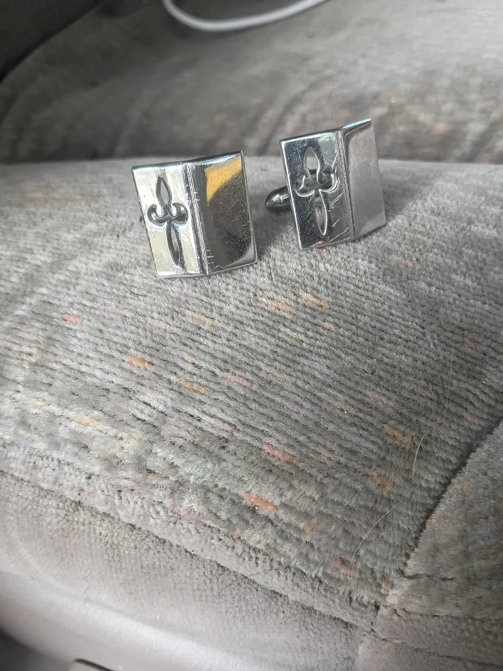 SWANK Silver Fleur-de-Lis Square Cufflinks