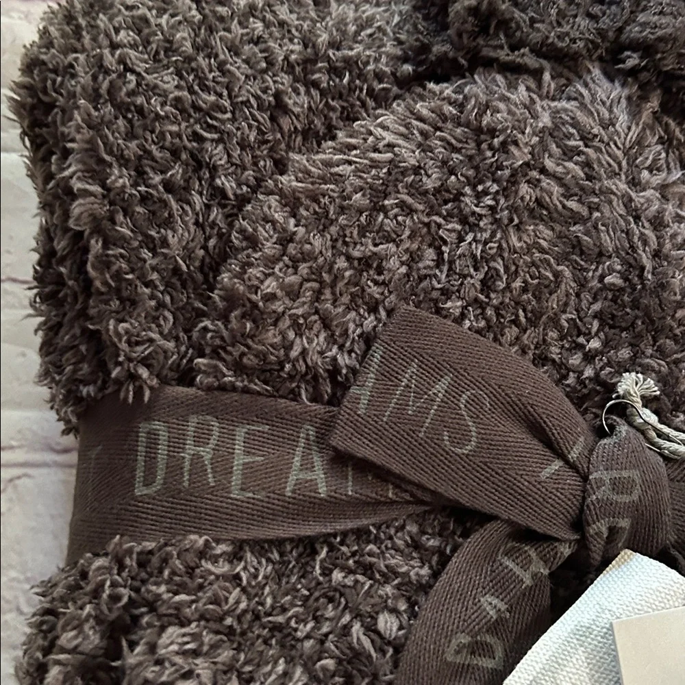 Barefoot Dreams great gift