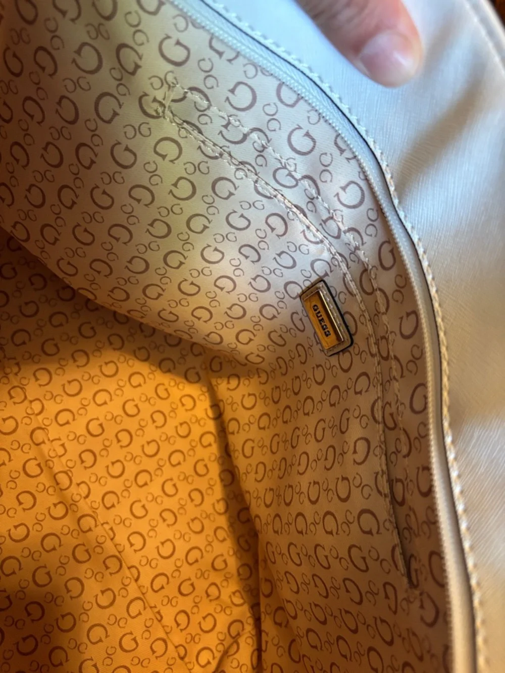 Guess spacious structured