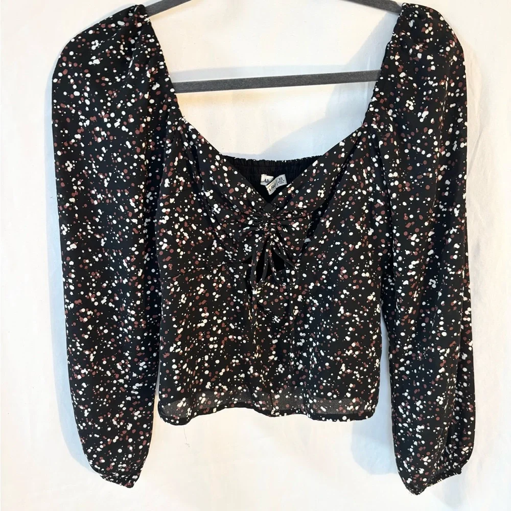 Abercrombie & Fitch Black polka dot crop Blouse