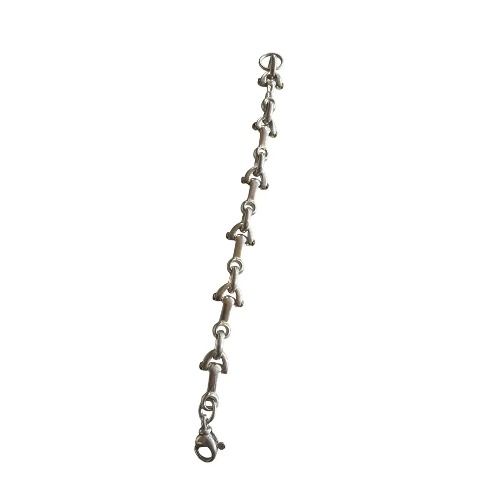 Unbranded sterling silver