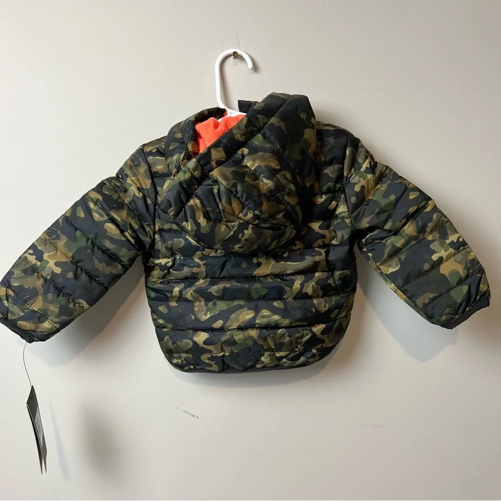 Nike essential padded