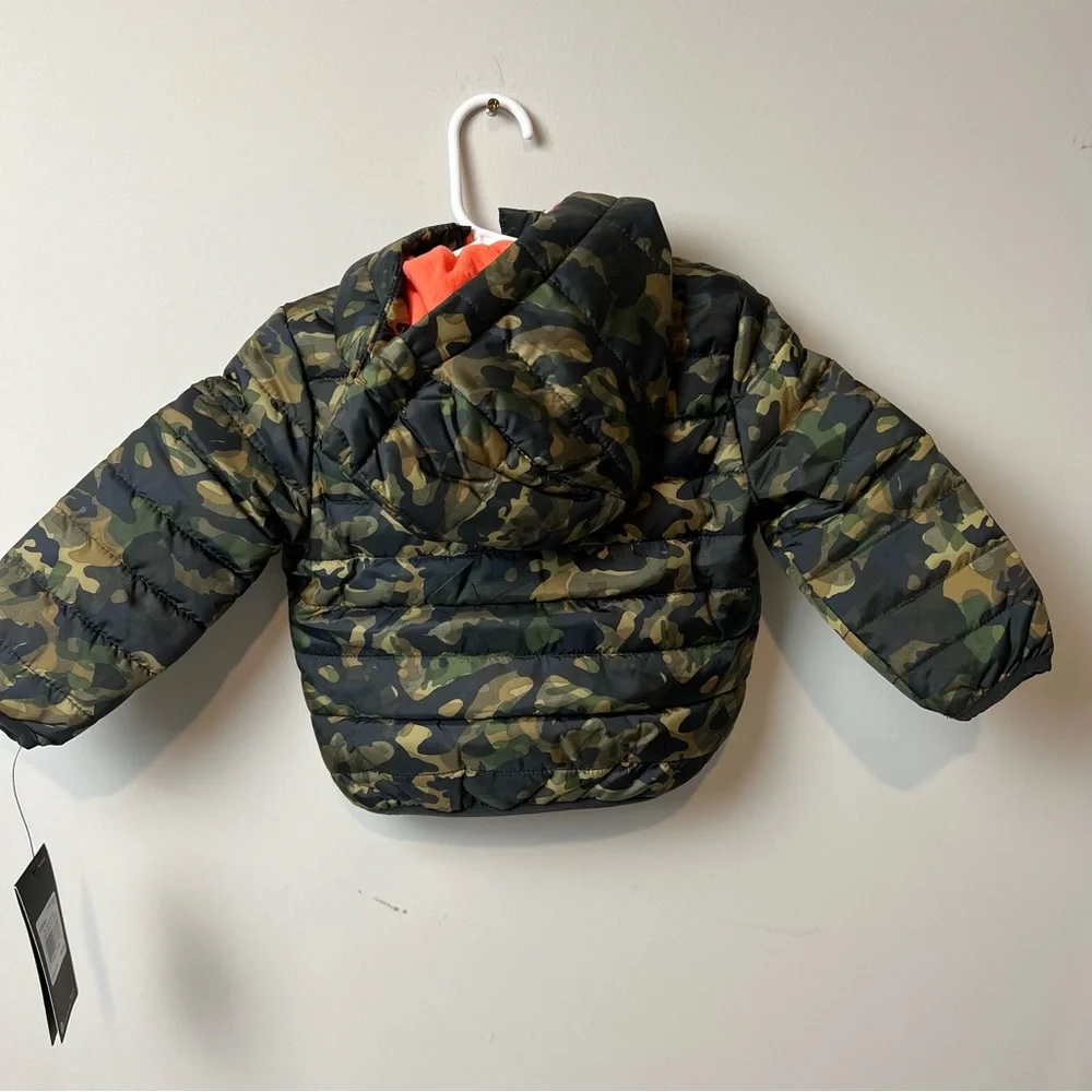Nike essential padded
