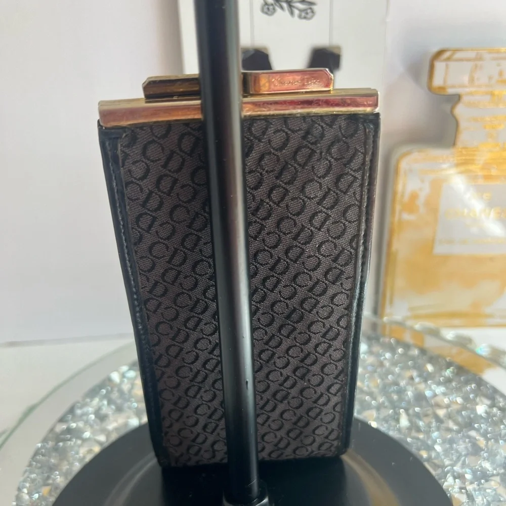 Dior elegant accessory