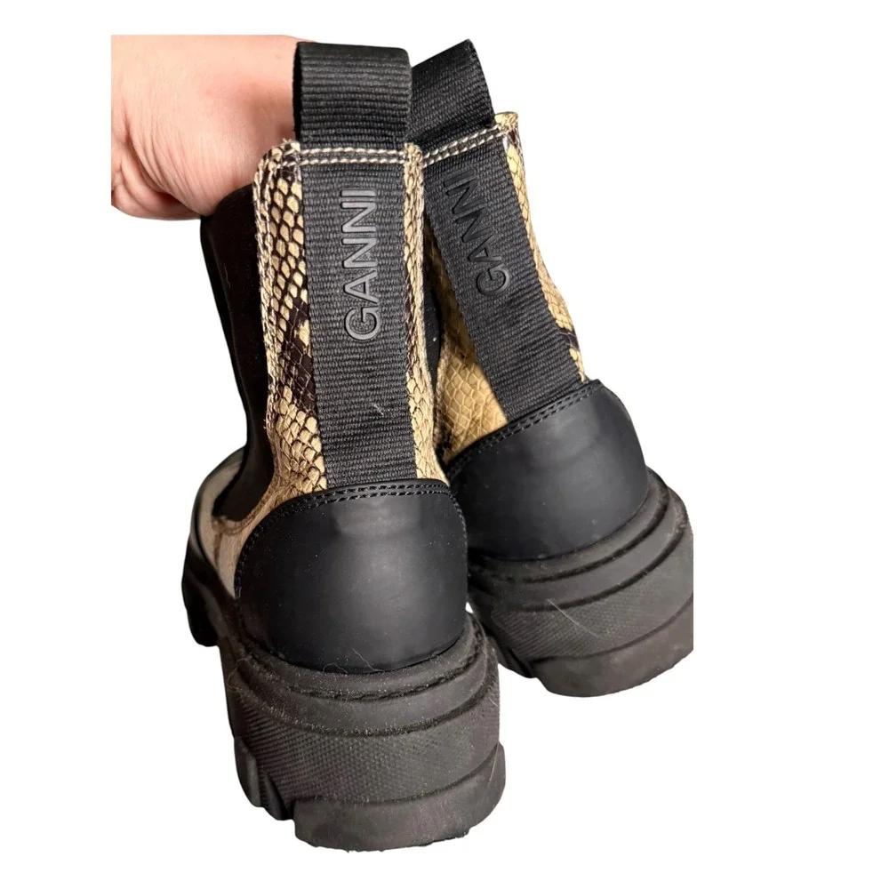 Ganni snake print