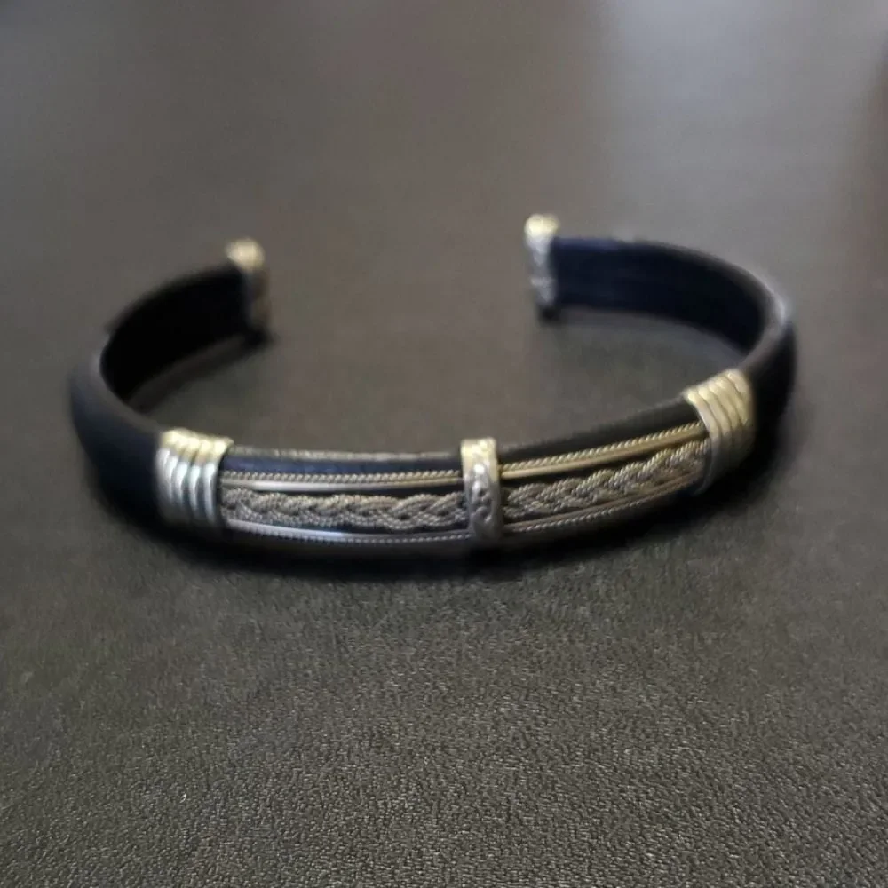 Unbranded cuff bracelet