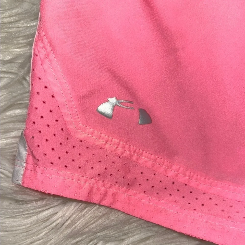Under Armour outings shorts