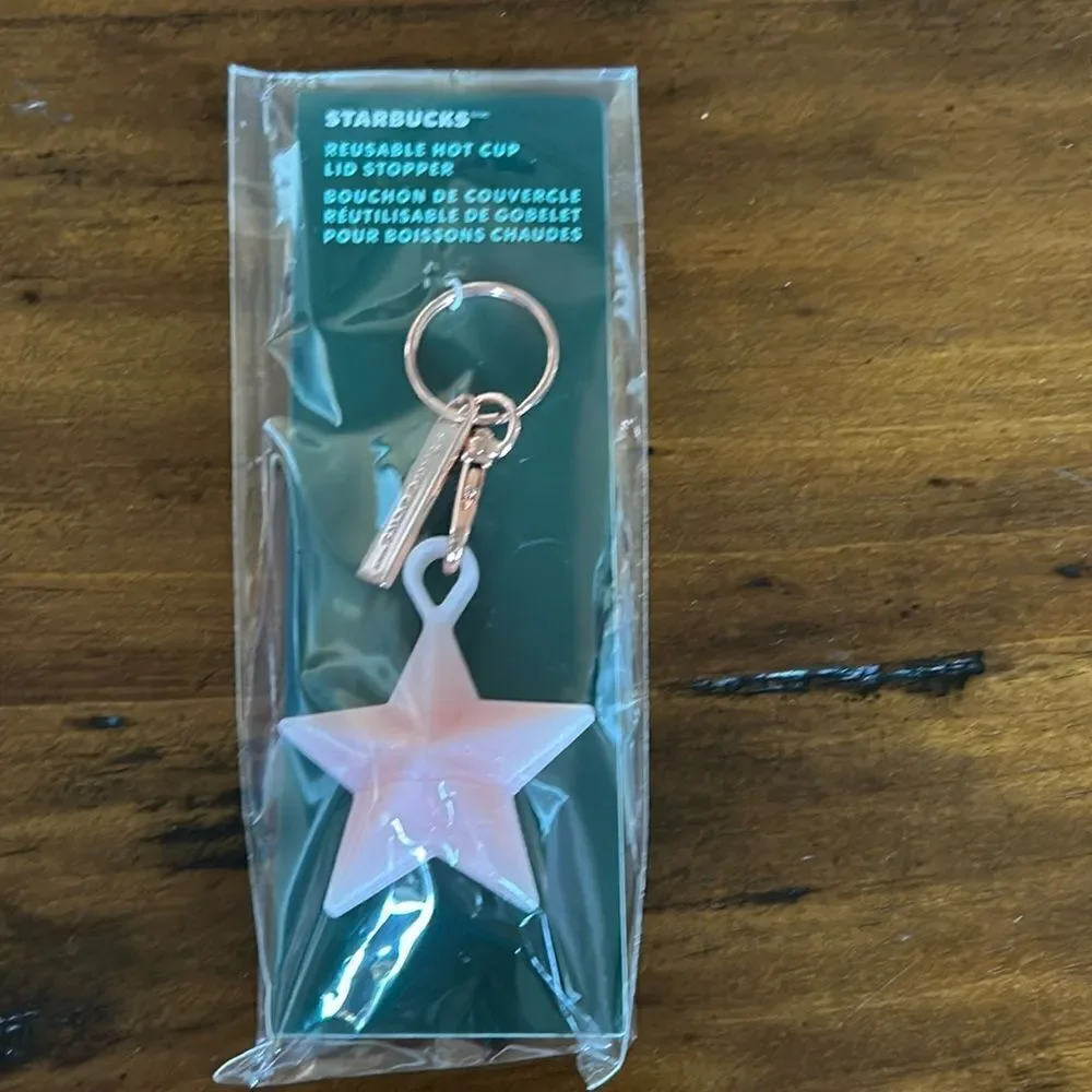 Starbucks Holiday 2023 Reusable Silicone Hot Cup Lid Stopper Topper Keychain NWT