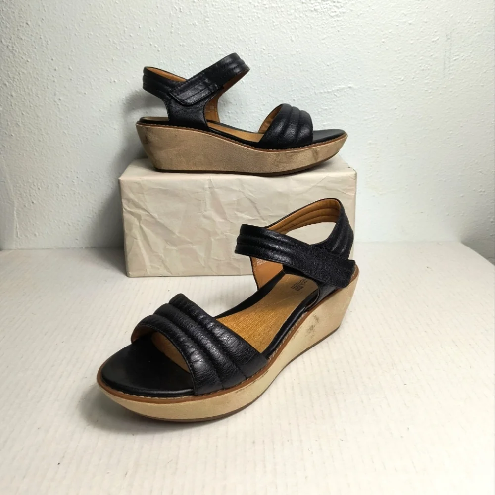 Clark's Hazelle Alba 8.5W Tan Wedge Platform Sandals Shoes Casual