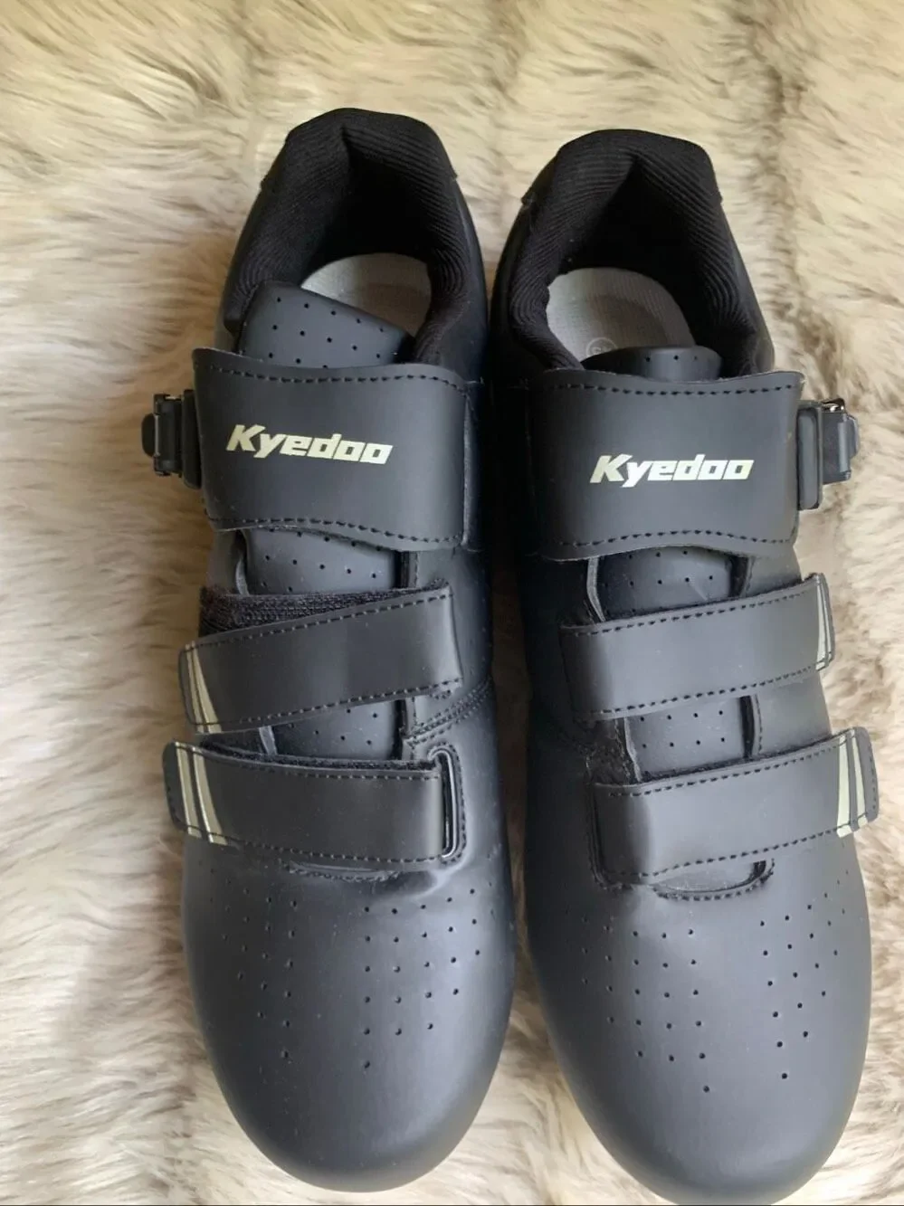 NWOT Kyedoo Unisex Cycling Shoes EU 45 W13/M10.5