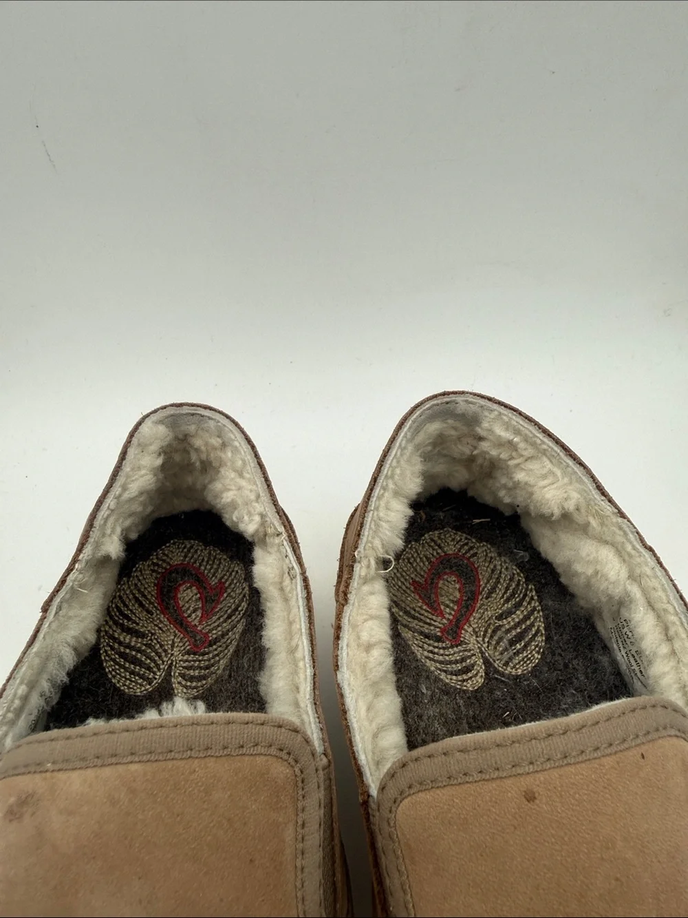 OluKai classic slip