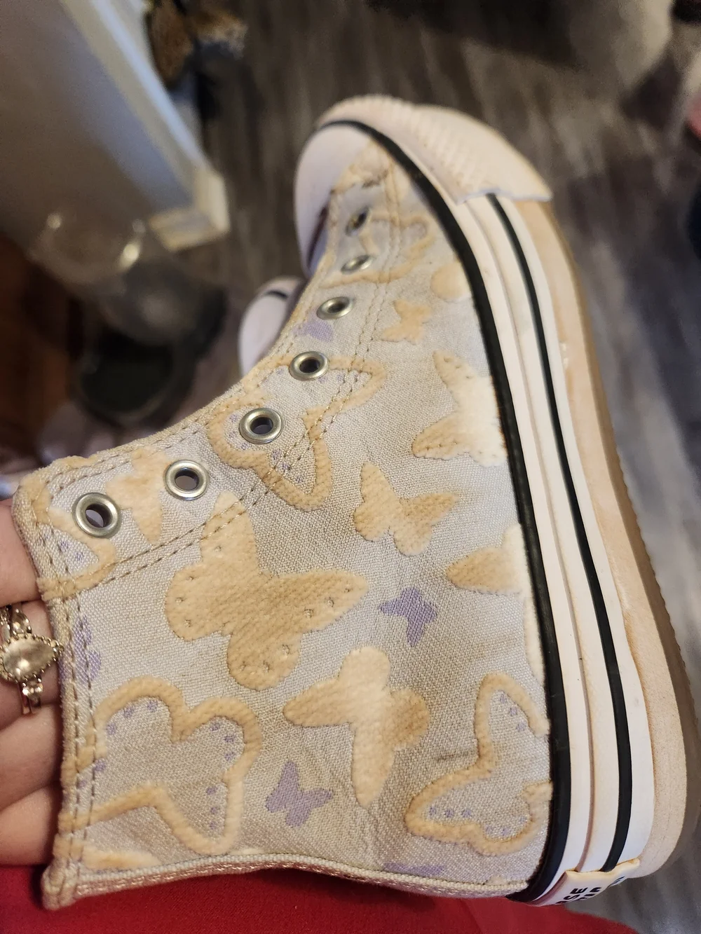 Converse high top