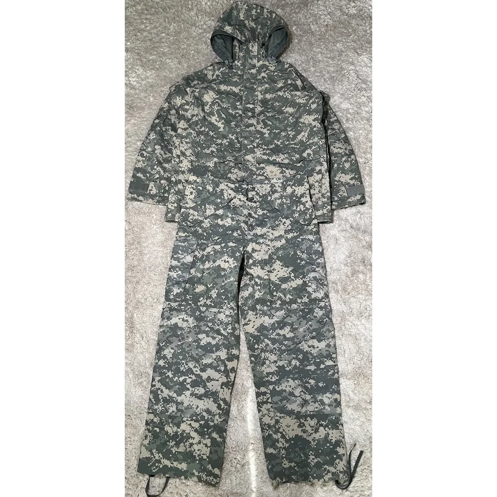 Military Uniform Size Large Gore-Tex Cold Universal Camo Pants Medium Jacket