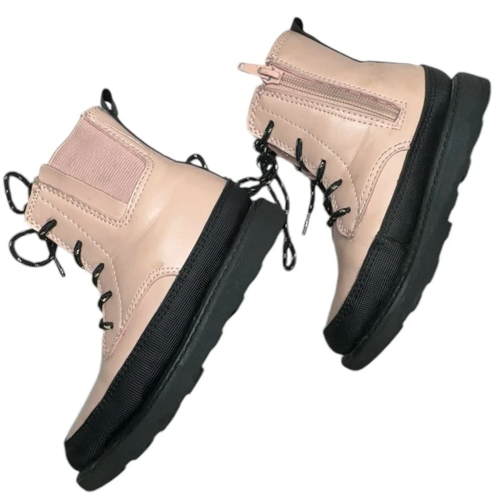 Carter’s Cliona Pink Weather Resistant Boots Size 10 Toddler