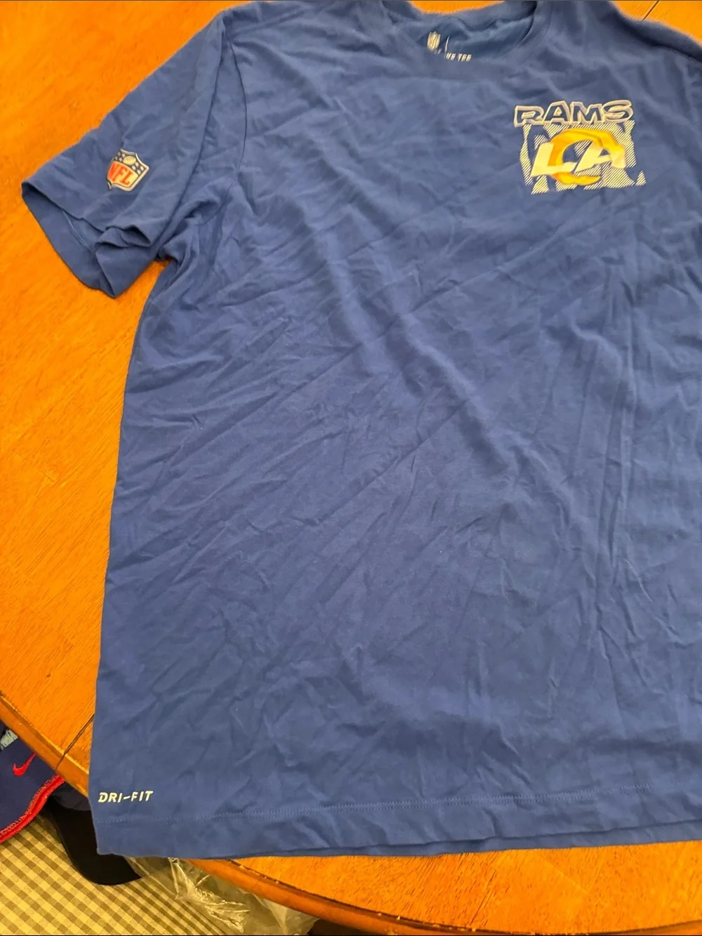 Nike short sleeve