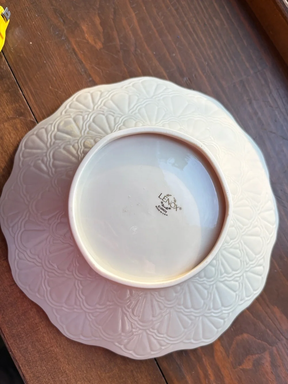 Lenox serving bowl