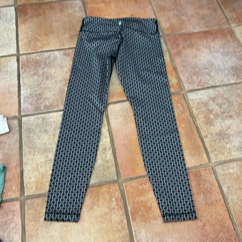 lululemon athletica excellent used