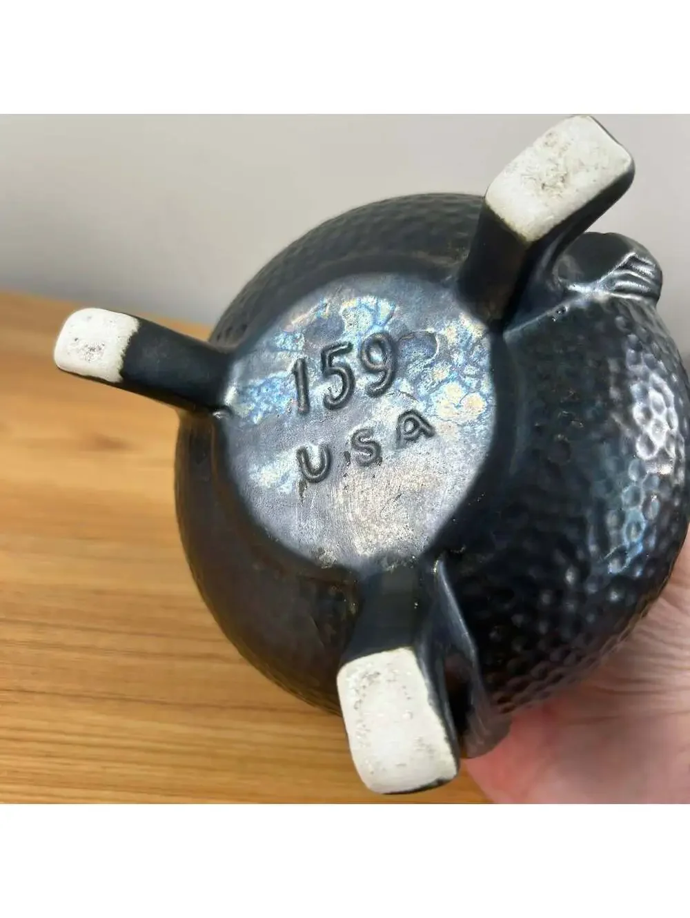 N/A bottom stamped