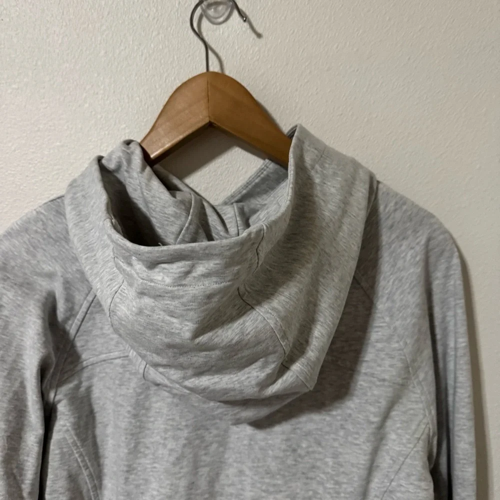Lululemon Scuba Pullover Heathered Core Ultra Light Grey Workout Athleisure-6