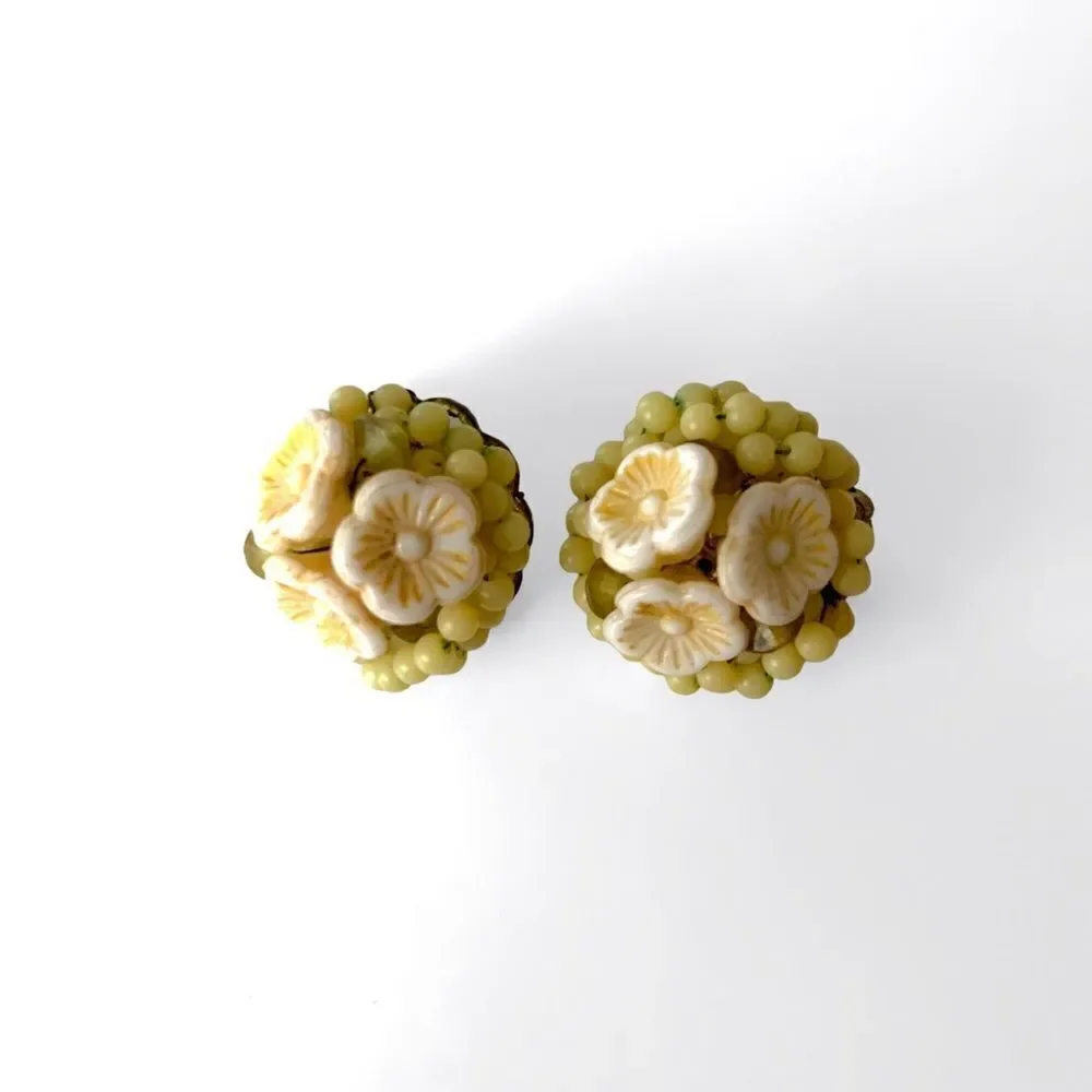 Vintage has earrings