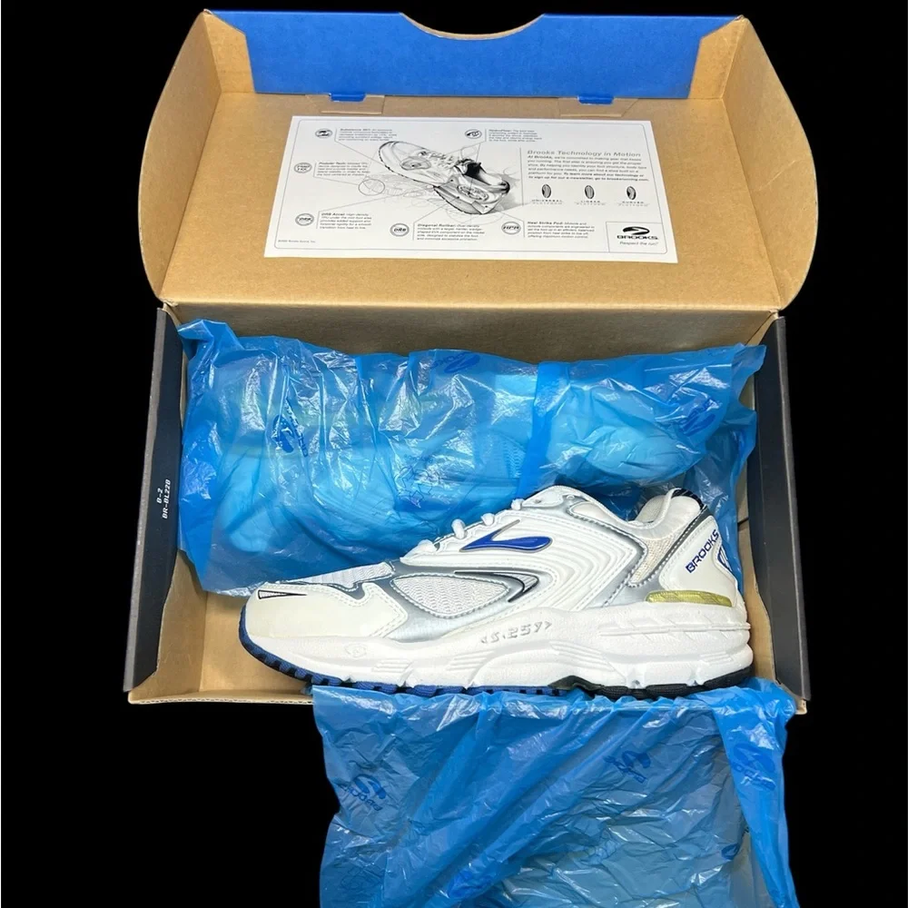 Size 6 WIDE - BROOKS Ariel‎ Women Shoes WHT/PVMT 42101 192