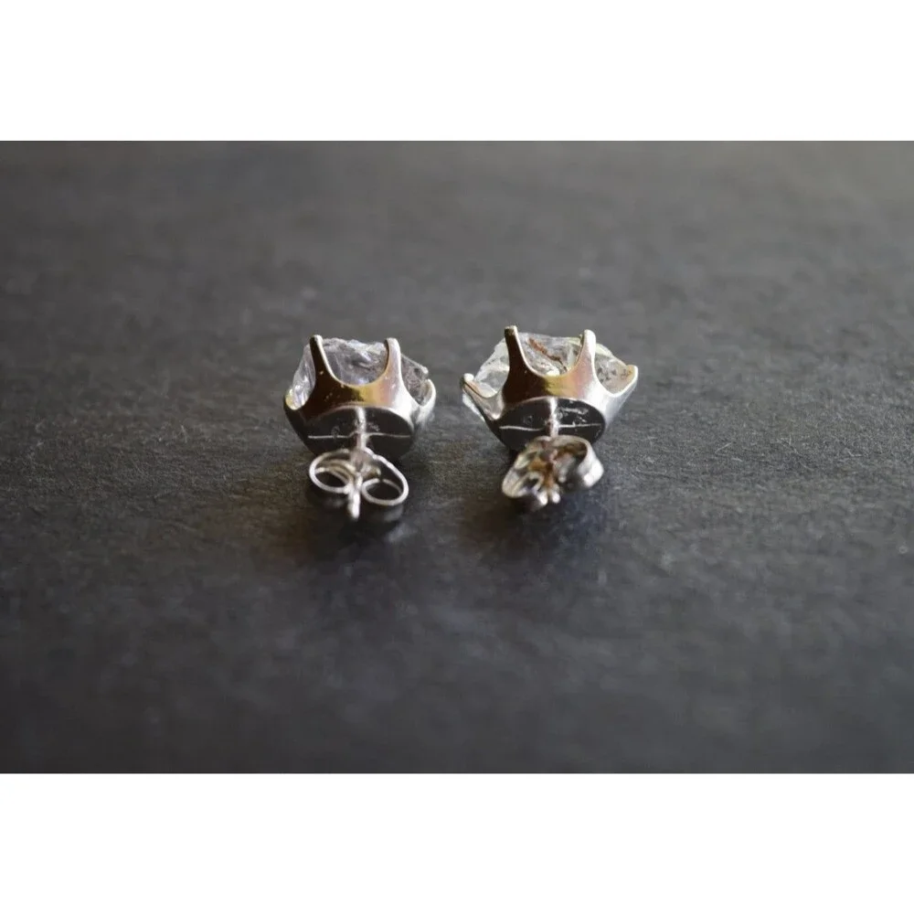 Unbranded earrings made