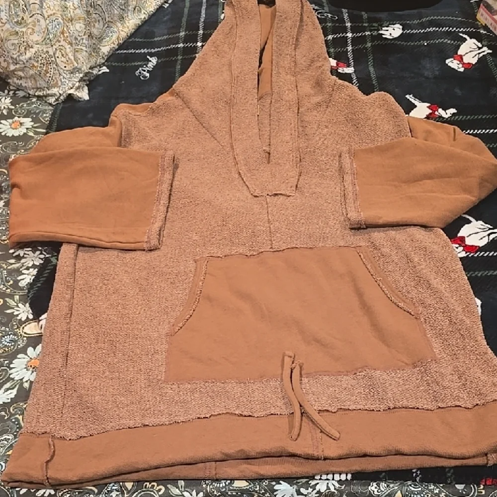 Free People nwot free pullover