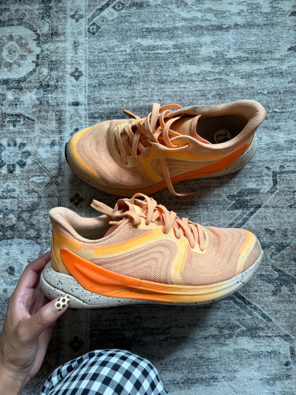 Lululemon Blissfeel 2 Running Shoe orange women’s size 9 workout gym shoes