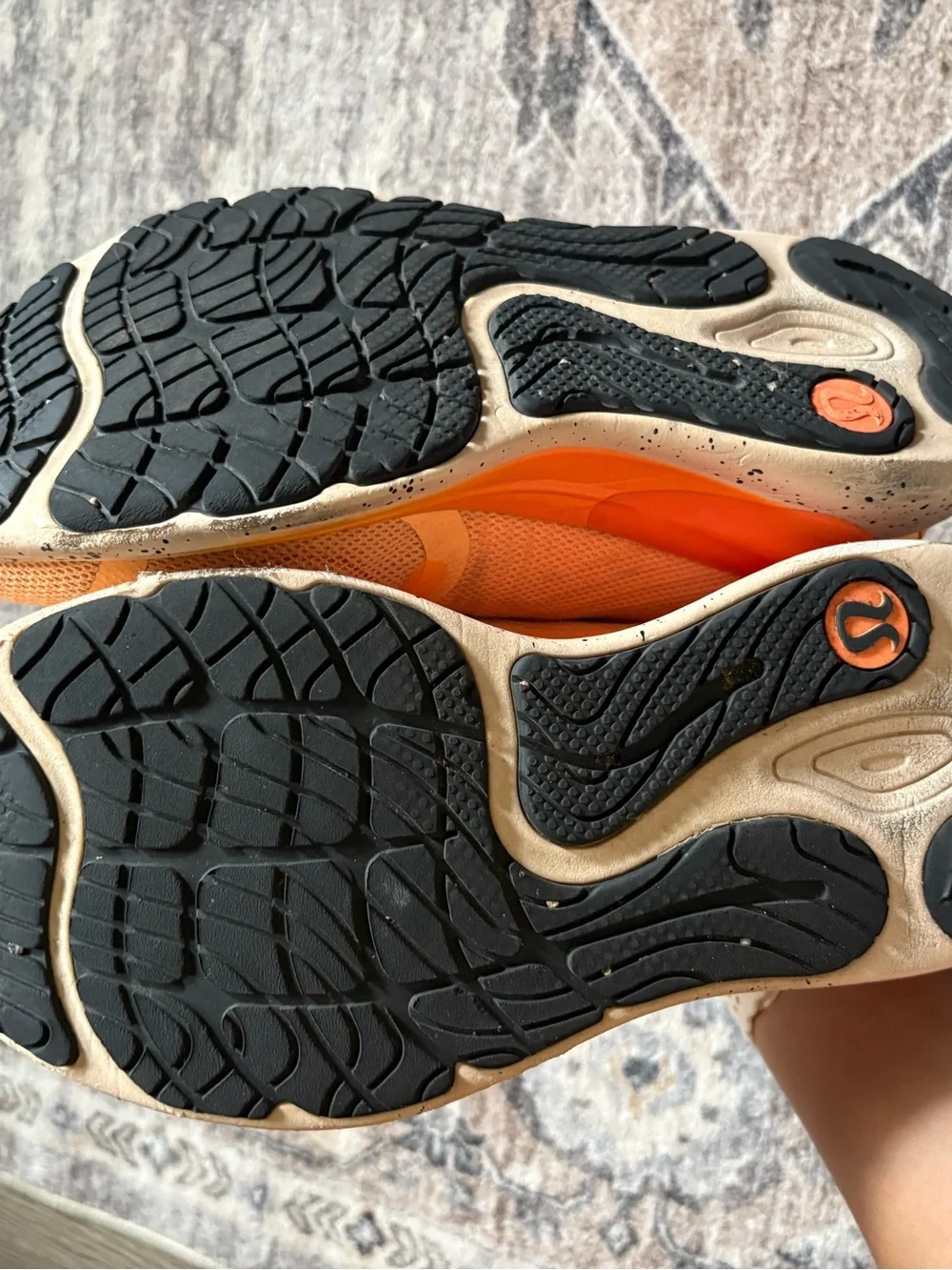 Lululemon Blissfeel 2 Running Shoe orange women’s size 9 workout gym shoes