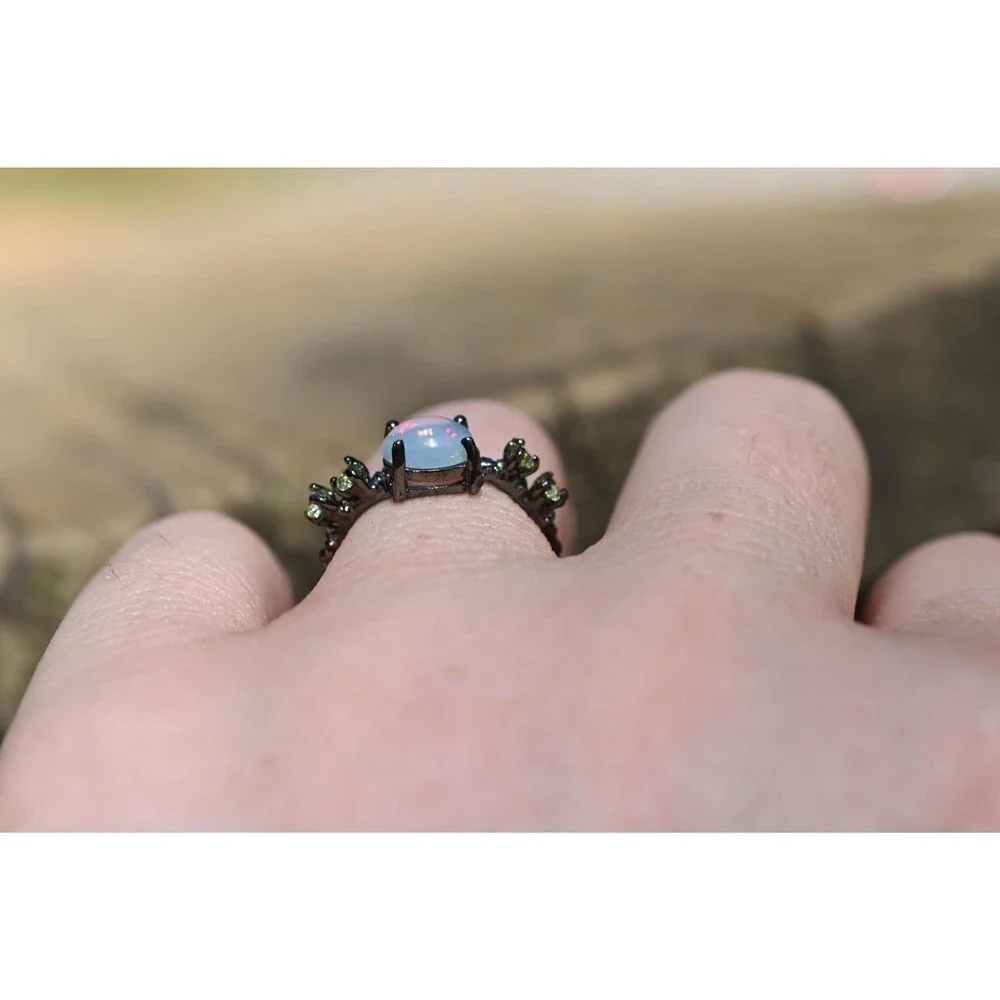 Unbranded peridot opal