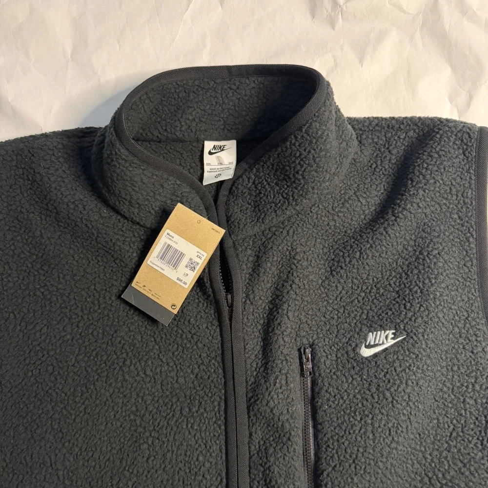 Nike men black