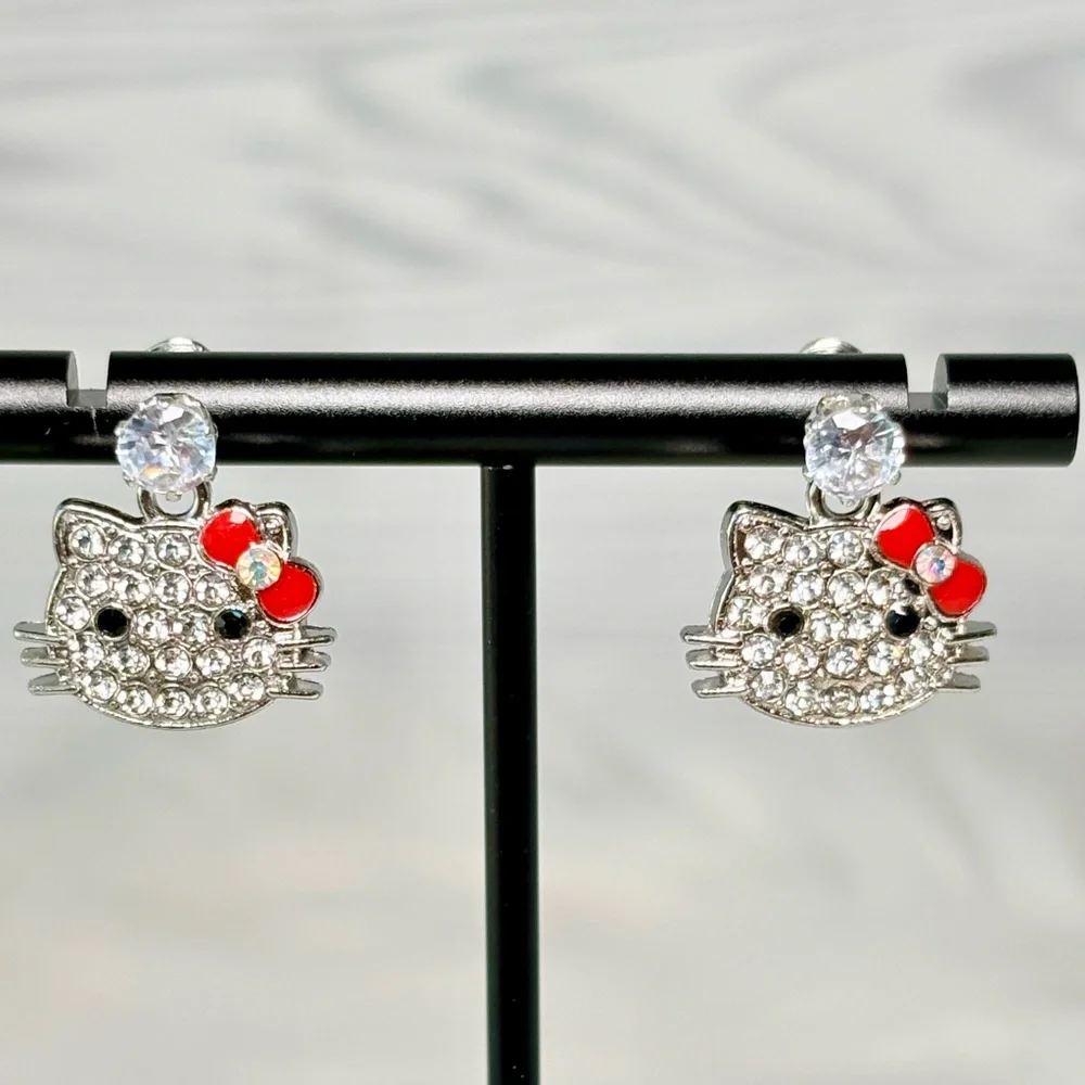 Hello Kitty‎ Crystal Earrings with Red Bow