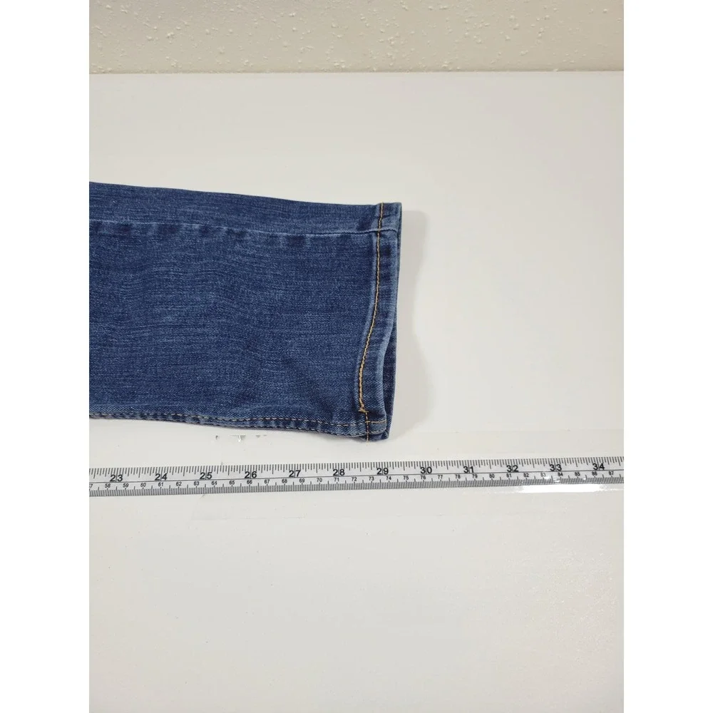Levis button narrow
